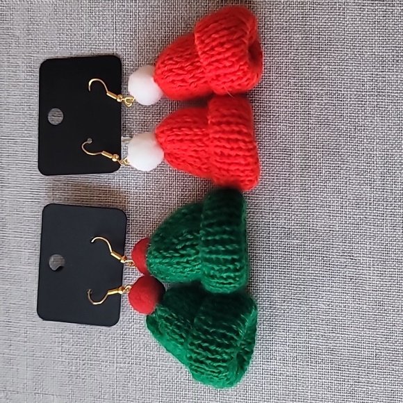 2 Pairs Handmade Winter Snow Hat Earrings - Picture 1 of 5